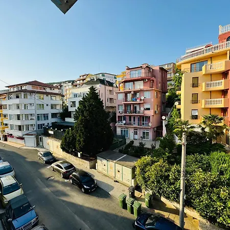 Toni House 507 Marina Apartament